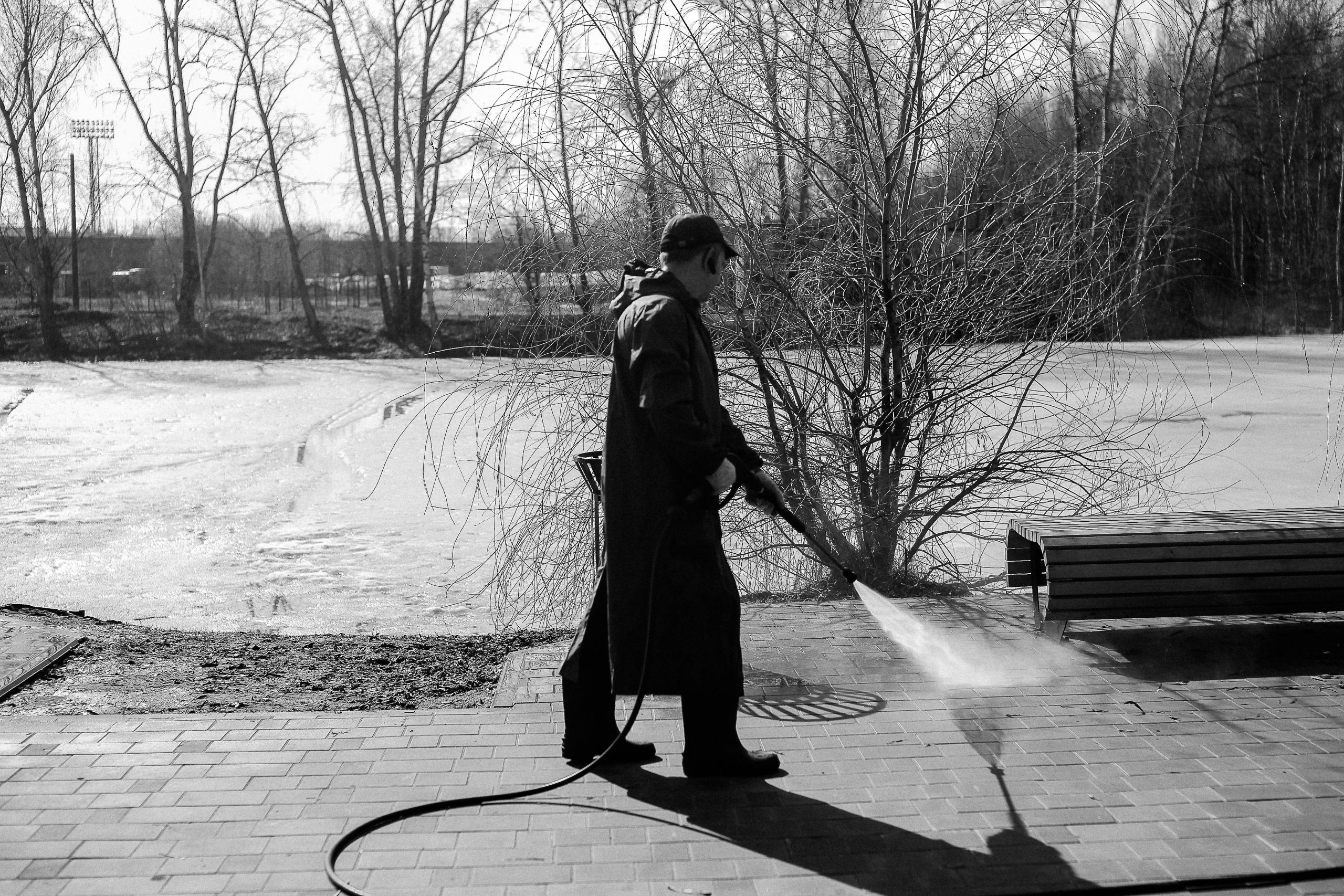 pressure washing for allergy prevention